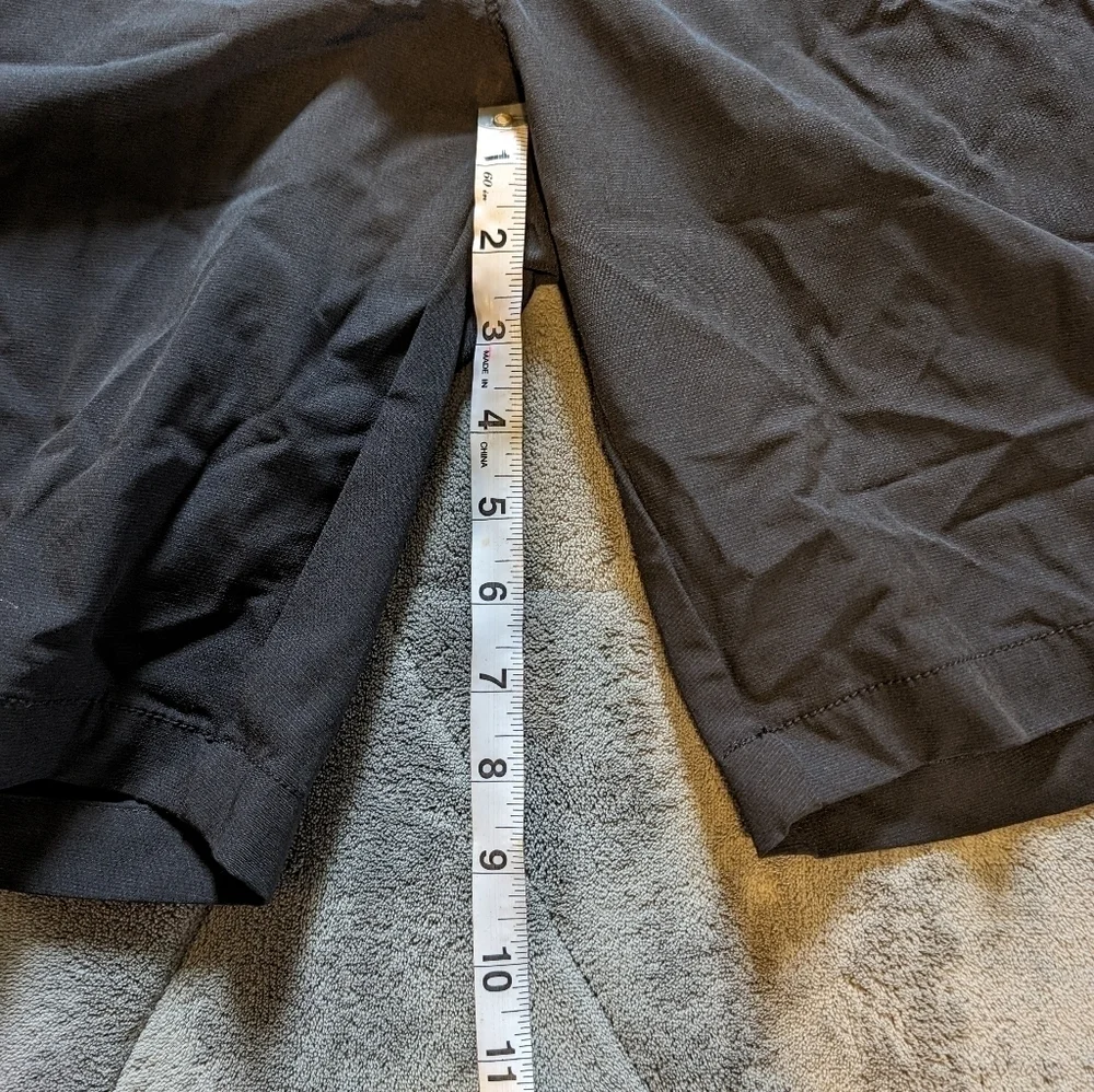 Mens Banana Republic Golf Shorts sz 34‎